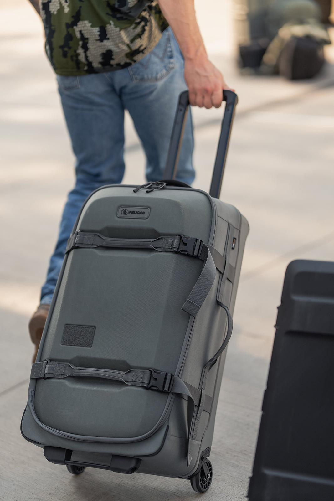 28" Aegis Check-In Rolling Hybrid Duffel