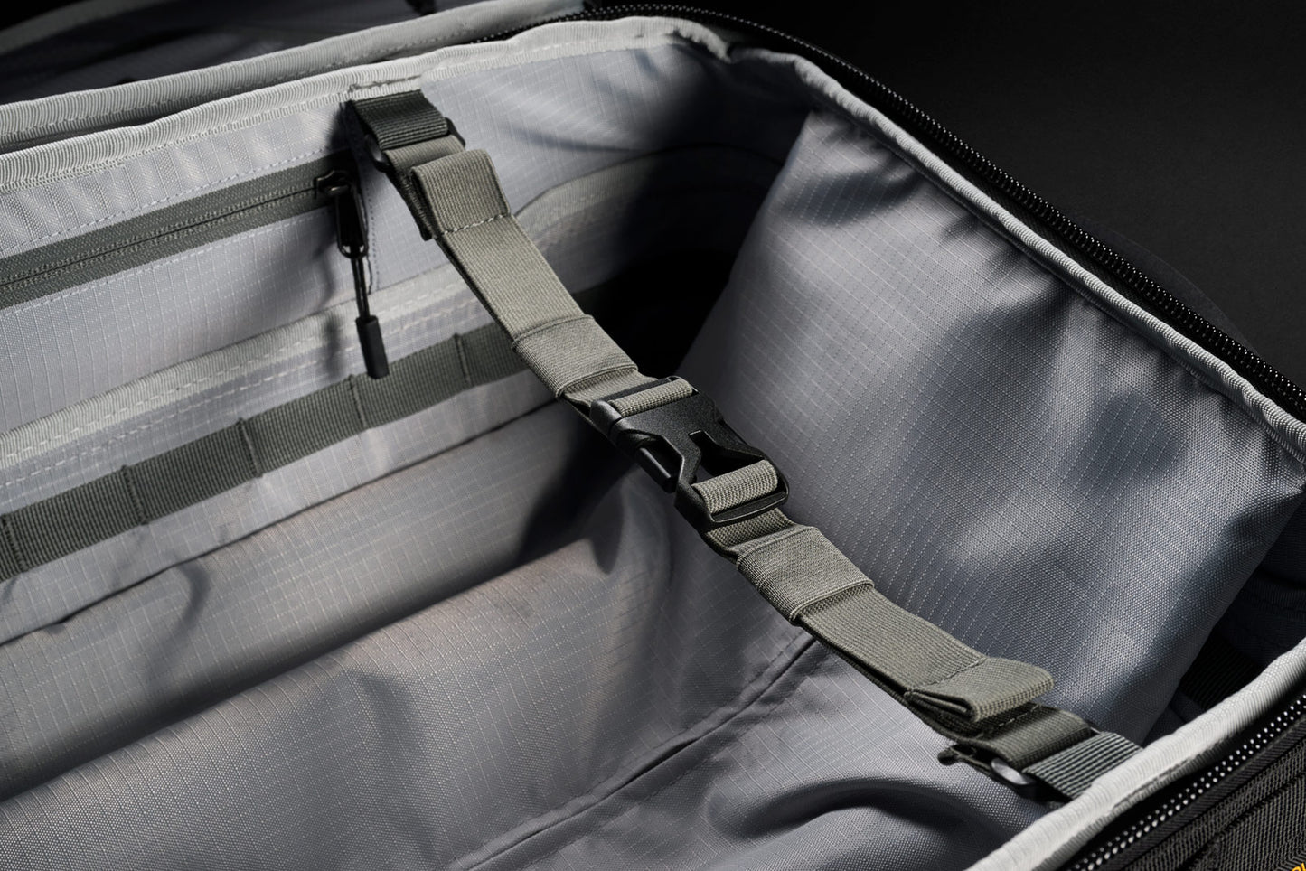 22" Aegis Carry-On Rolling Hybrid Duffel
