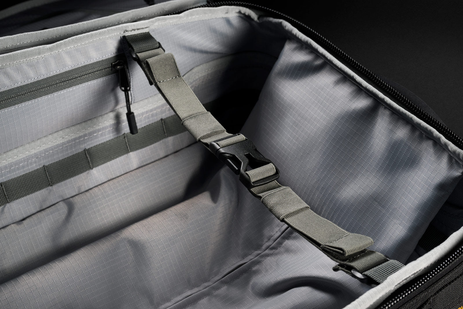 22" Aegis Carry-On Rolling Hybrid Duffel