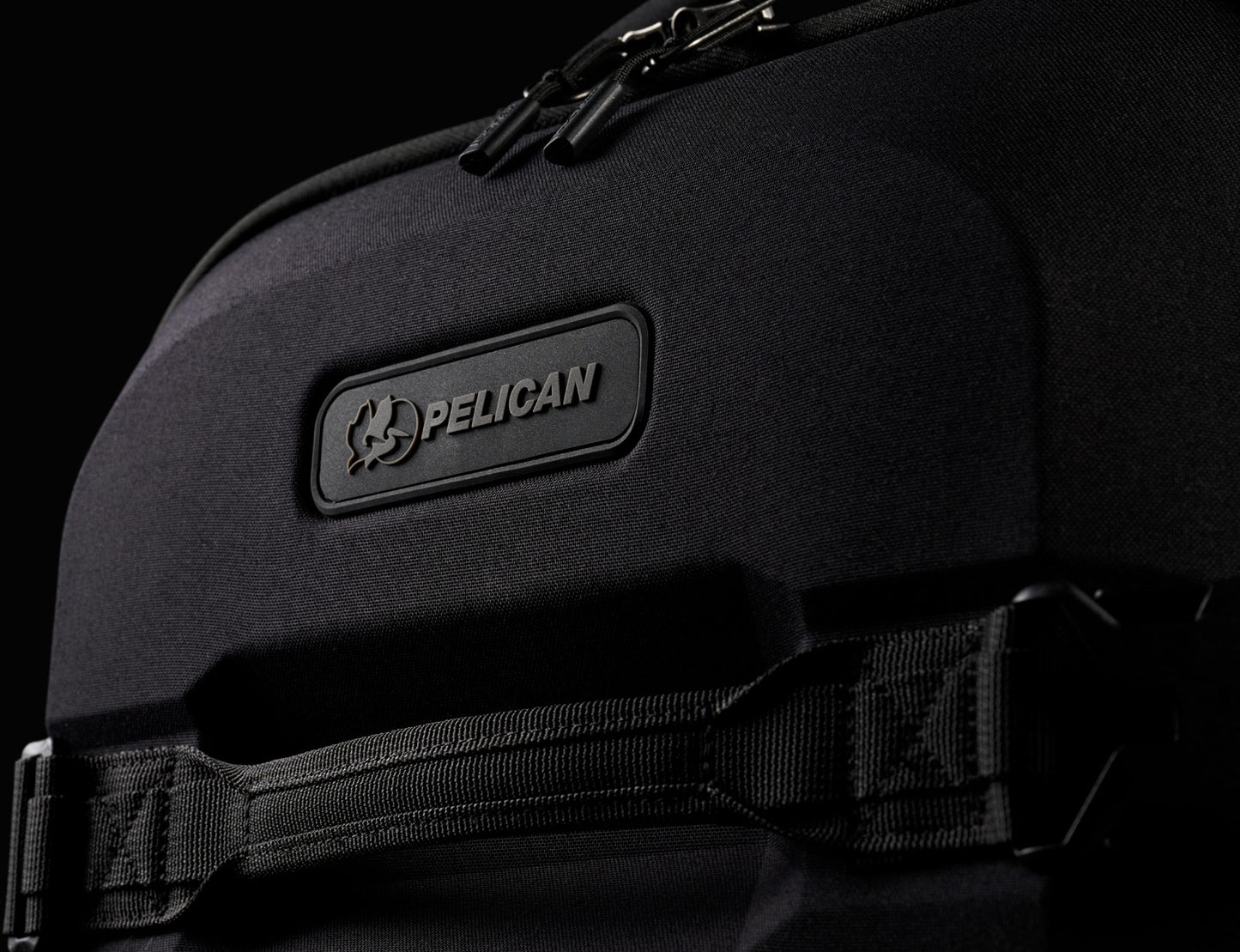 22" Aegis Carry-On Rolling Hybrid Duffel