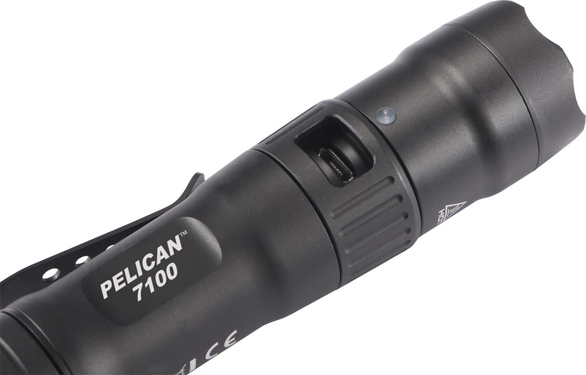 7100  Tactical Flashlight